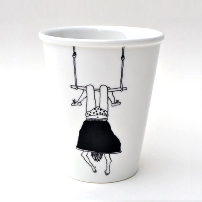 helen b Tasse imprimée - Trapeze girl