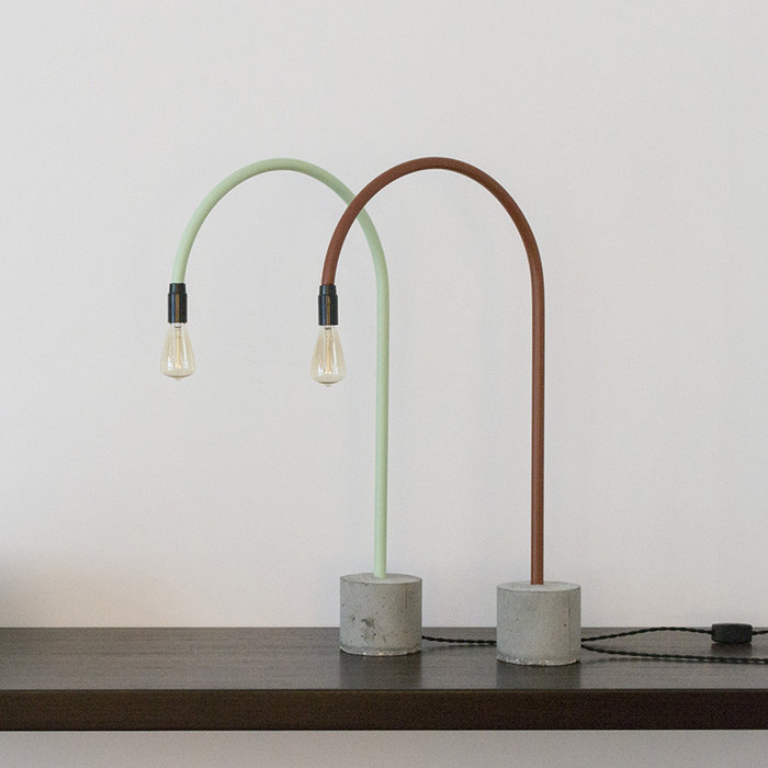 bultin Bul035 lampe de table - concrete grey base
