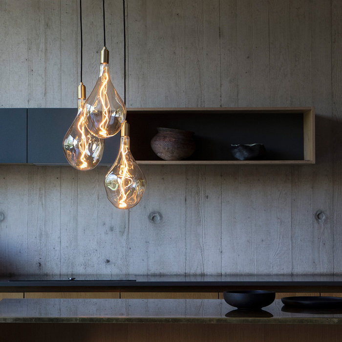 Tala LED Voronoi III lamp