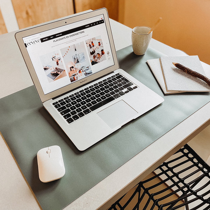 Eeveve Sous-main Eeveve