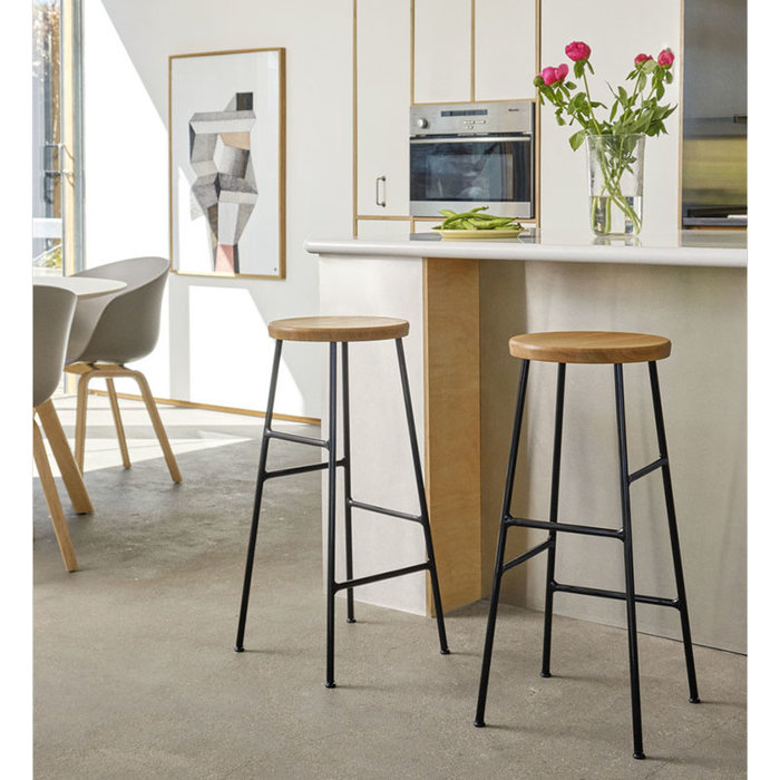 HAY Cornet tabouret de bar - soft black powder coated steel frame