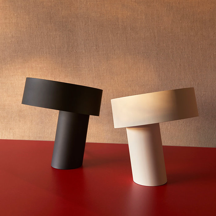HAY Lampe de table inclinée