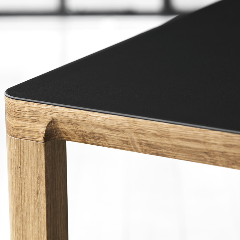 Van toepassing zijn Staren buitenste Slender tafel linoleum tafelblad - Magnus Olesen / LIVINGDESIGN -  Livingdesign