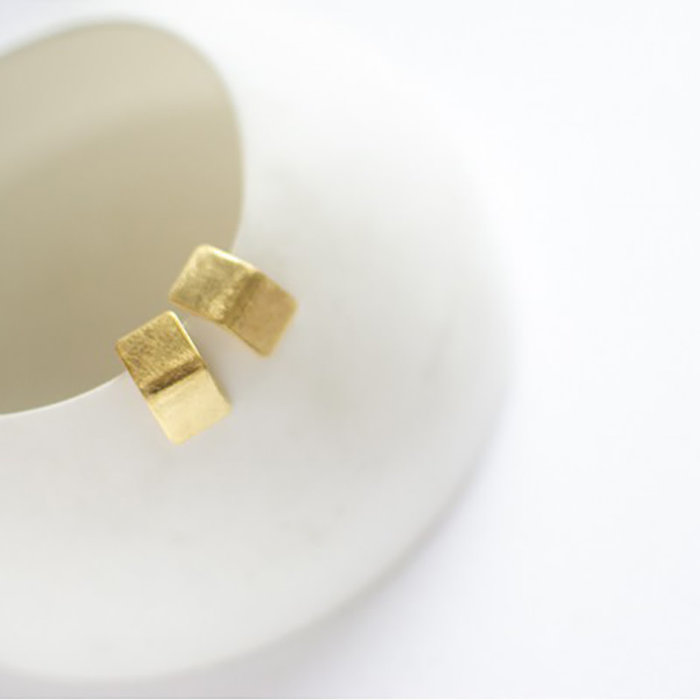 Fleur fatale Boucle d'oreille pliée 1 - Fleur Fatale