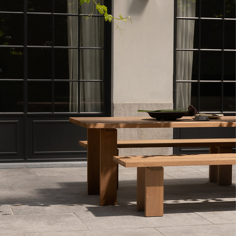 Studio Henk Table d'extérieur Elements - Iroko - Studio Henk