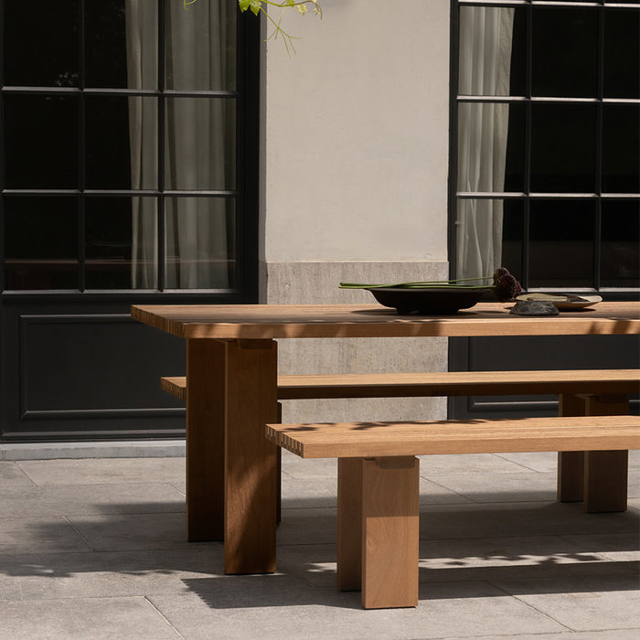 Studio Henk Ensemble d'éléments: table d'éléments + 2 bancs - Studio Henk