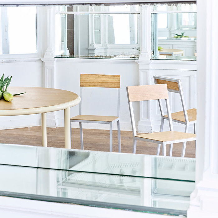 Valerie Objects Chaise Alu chêne - Muller Van Severen