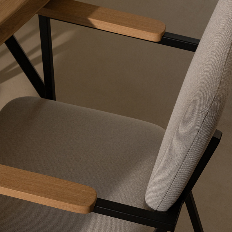 Studio Henk Co dining armchair - black frame - light oak armrest