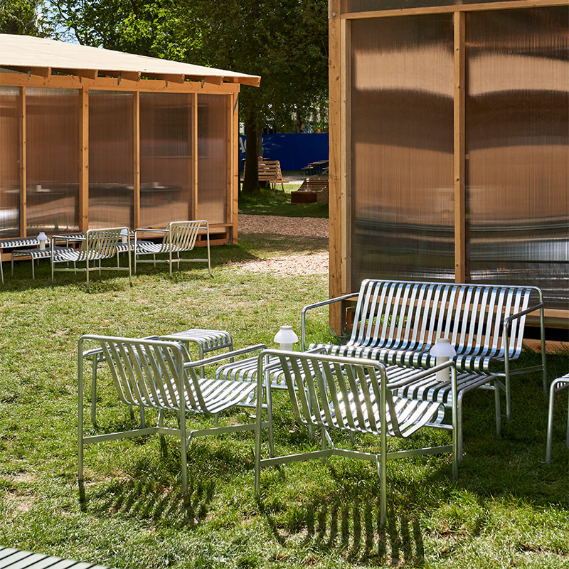 HAY Palissade dining bench with armrest - HAY