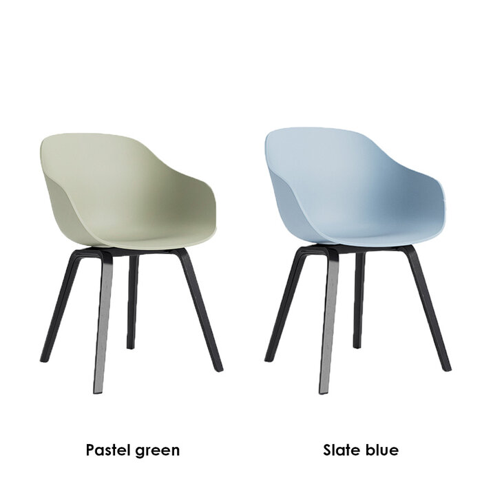 HAY AAC222 - black lacquered oak frame