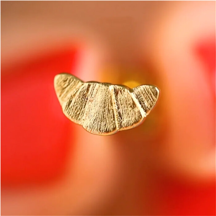 LULU Copenhagen Oorring Croissant (1 stuk) - Goud