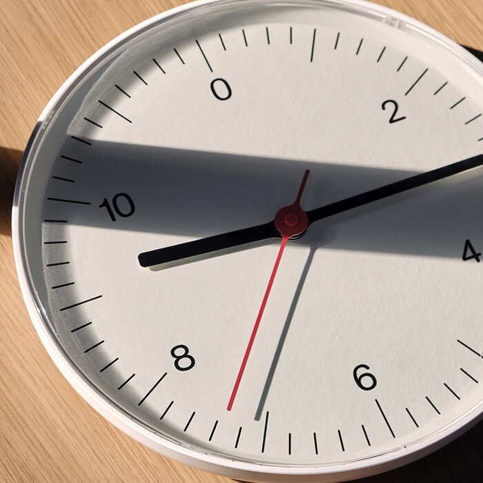 HAY horloge murale