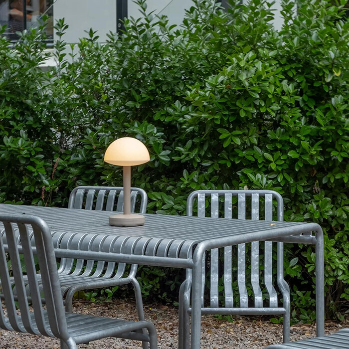 Humble Humble Bug Tafellamp Beige Frosted - Humble