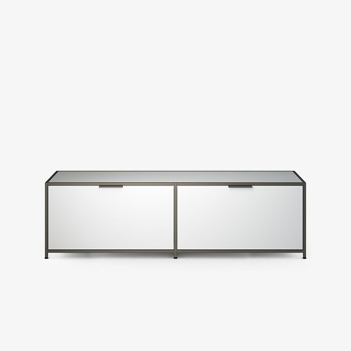 Ligne Roset Dita TV-meubel met 2 klapdeuren - B 145.5cm - Ligne Roset