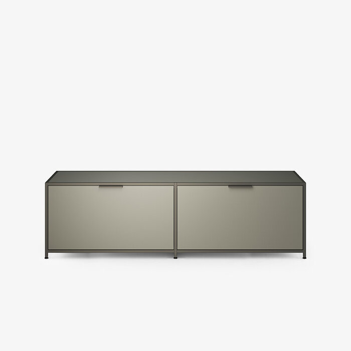 Ligne Roset Dita TV-meubel met 2 klapdeuren - B 145.5cm - Ligne Roset