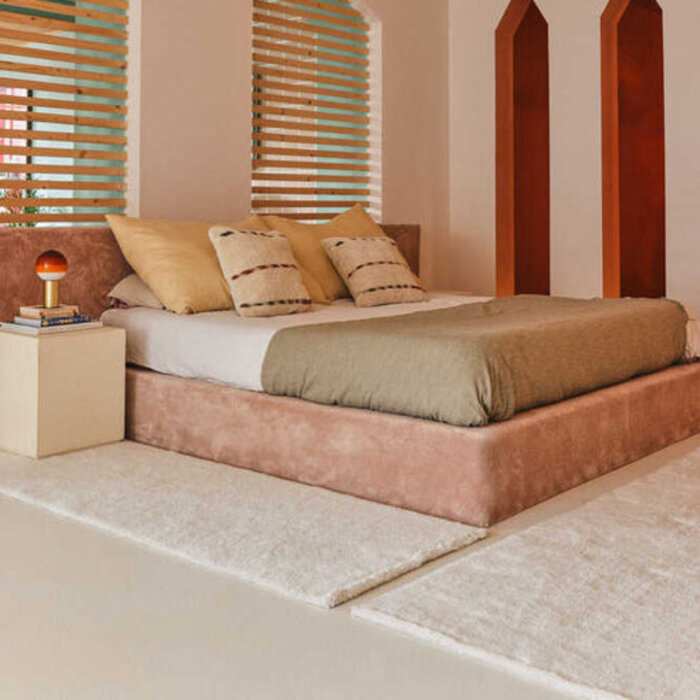 Lorena Canals Silhouette Runner - tapis en laine lavable - Lorena Canals