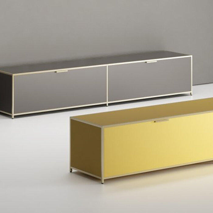 Ligne Roset Dita TV-meubel met 2 klapdeuren - B 170cm - Ligne Roset