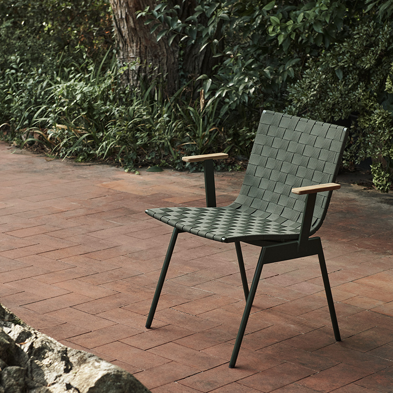 &Tradition Chaise à accoudoir Ville AV34 - &Tradition