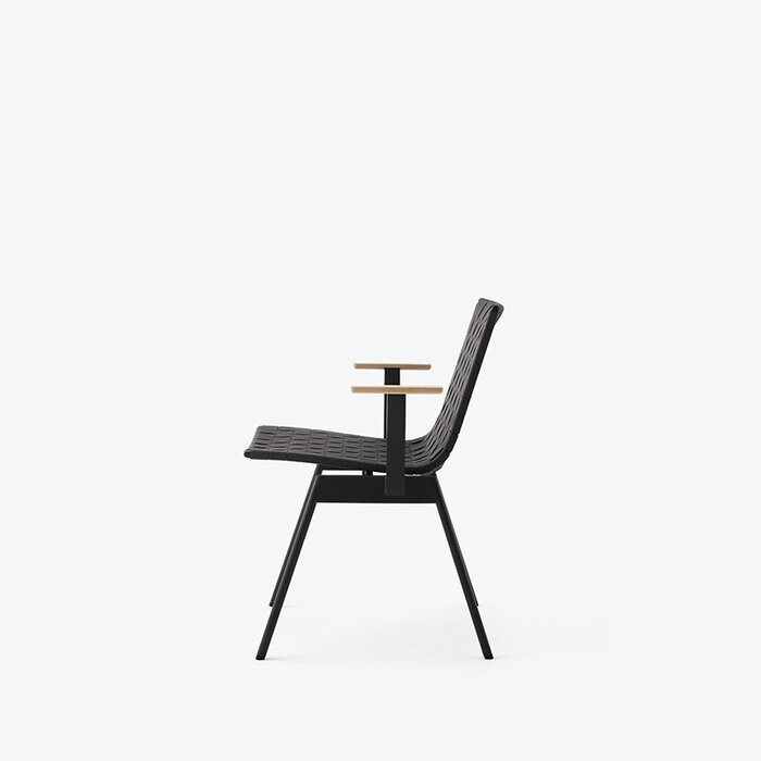 &Tradition Ville Outdoor Dining Arm Chair AV34 - &Tradition