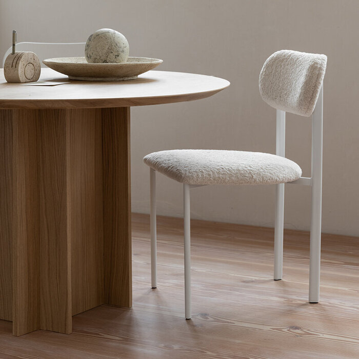 Studio Henk Column Quadpod Table - Chêne naturel laqué - Studio Henk
