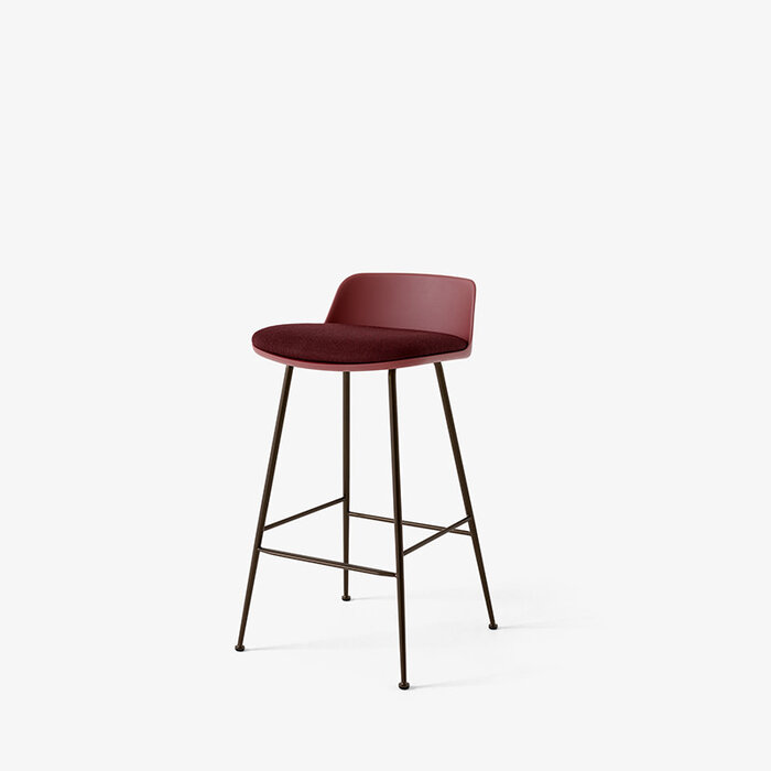 &Tradition HW82 Barkruk H66,5 Low Back - Gestoffeerd - Bronze Tube Base - &Tradition