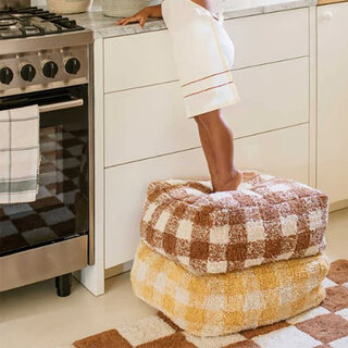 Lorena Canals Vichy Pouf