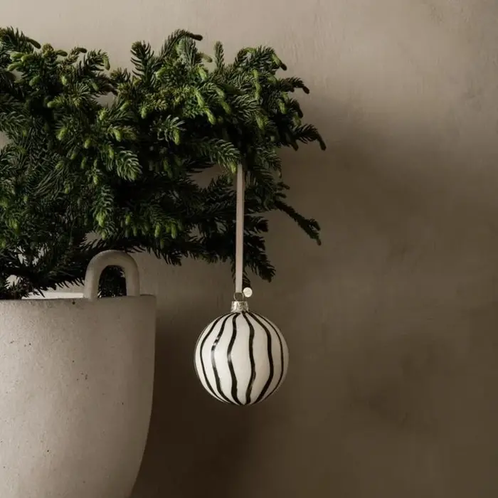 Fermliving Kerstballen Lines - Red/Brown - Per stuk