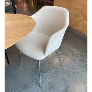 &Tradition Chaise Rely HW35 avec accoudoirs (showroom) - Piètement Chrome - Cifrado 0221