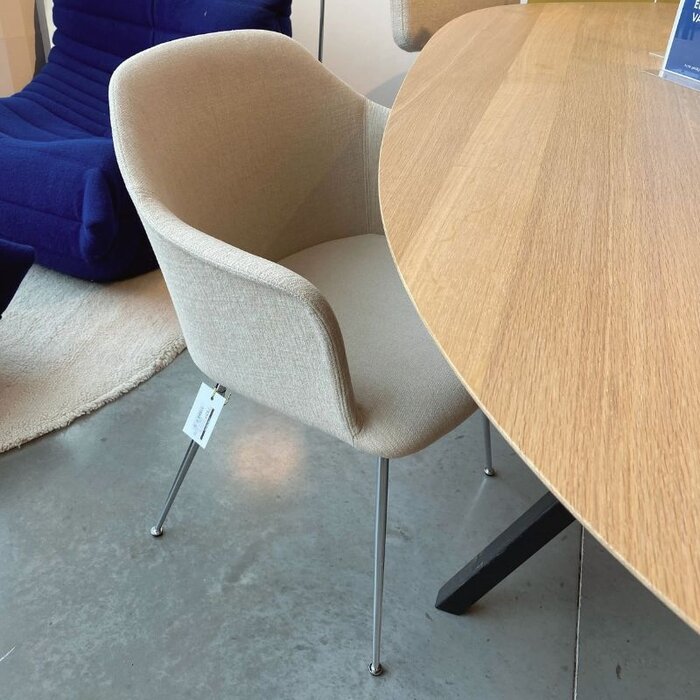 &Tradition Chaise Rely HW35 avec accoudoirs (showroom) - Piètement Chrome - Cifrado 0221 - &Tradition