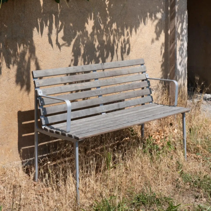 HAY Banc de salle à manger Traverse avec accoudoir - HAY