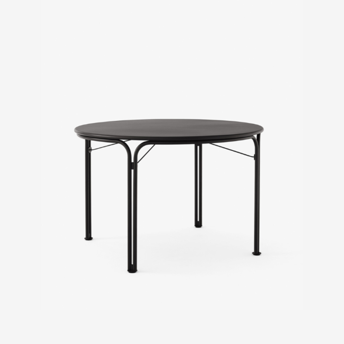 &Tradition Thorvald Dining table SC98 - &Tradition