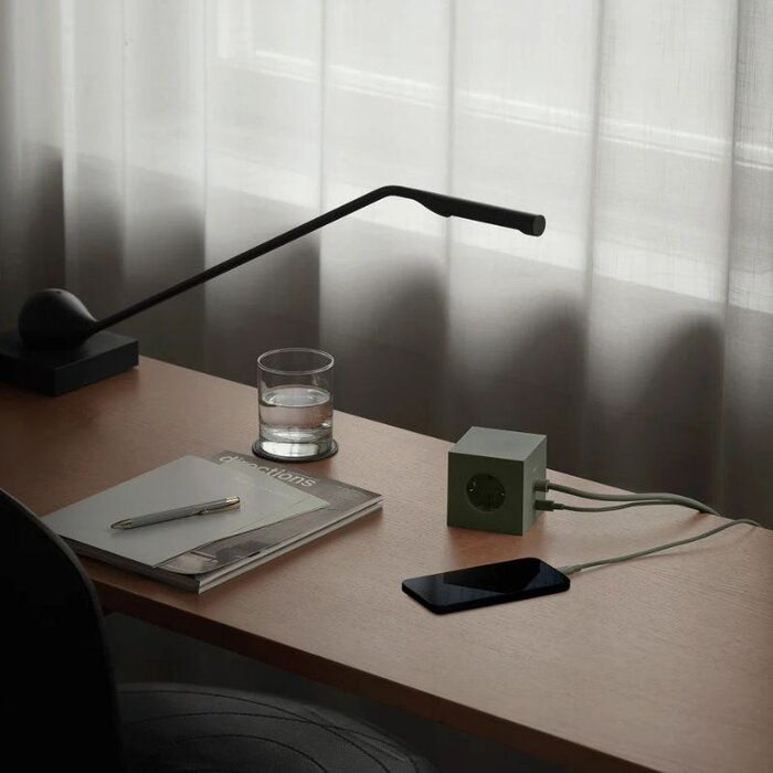 Avolt Cube à douille chêne - USB C - Avolt