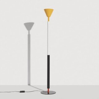 Petite Friture Pyl vloerlamp