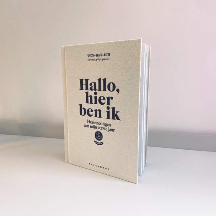 Stratier Hallo, hier ben ik - Stratier