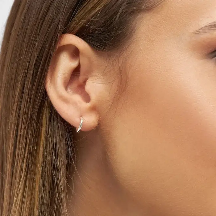 LULU Copenhagen Boucle d'oreille Color Hoop (1 pièce) - Argent et rouge passion  - Lulu