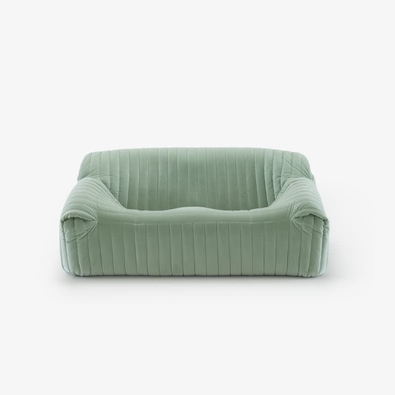 Ligne Roset Sandra sofa with lumbar cushion - Medium - Ligne Roset (showroom)