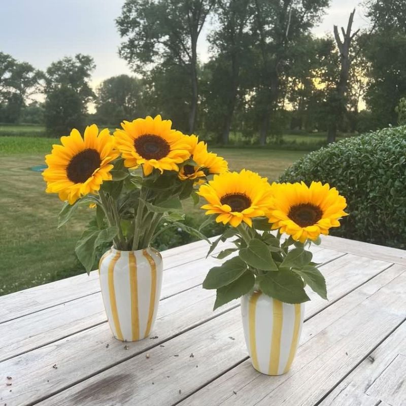 Val Pottery Funky Flower Vaas Small Ø 5,5 cm - Val Pottery