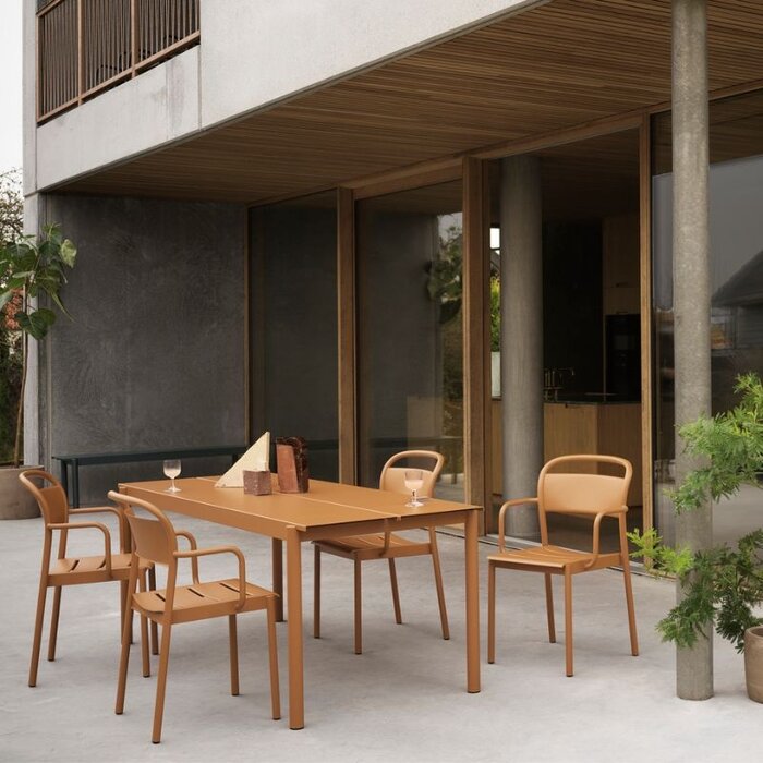 Muuto Table Linear - Muuto