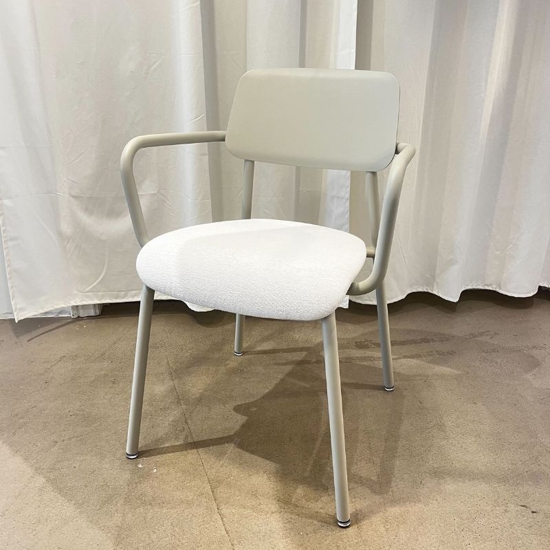 Fermob Chaise avec accoudoirs Studie - Clay grey/white - Fermob