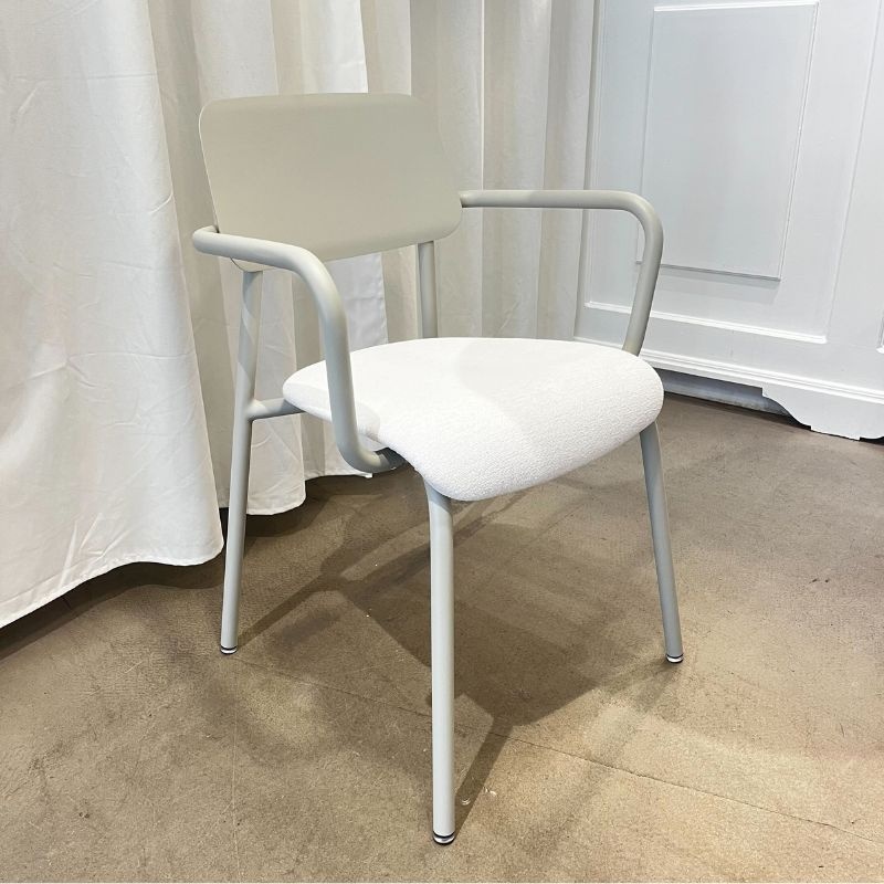 Fermob Chaise avec accoudoirs Studie - Clay grey/white - Fermob