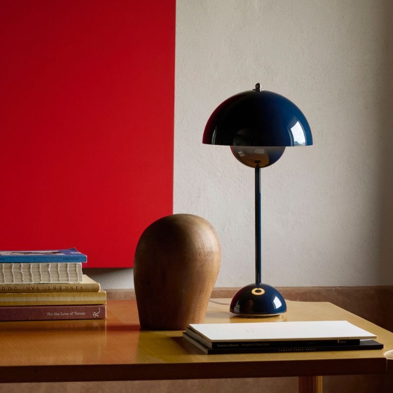 &Tradition Flowerpot VP3 Tablelamp - &Tradition