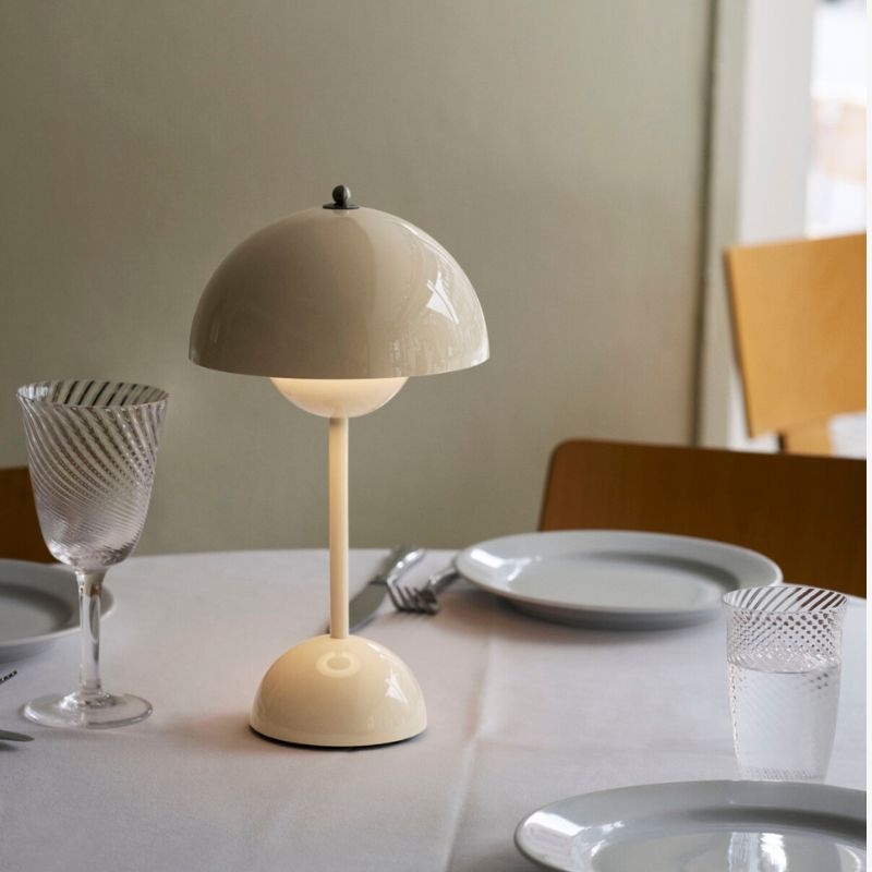 &Tradition Lampe de table portable Flowerpot VP9 - &Tradition