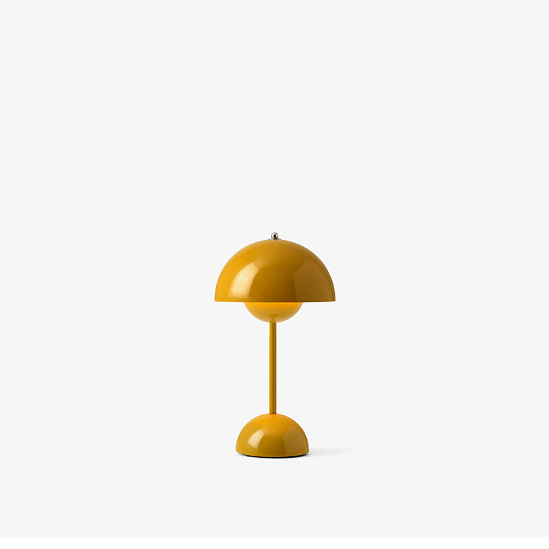&Tradition Flowerpot VP9 Portable Tablelamp - &Tradition