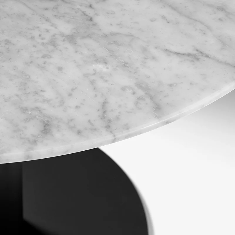 &Tradition In Between Tafel SK11 (showroommodel) - Ø90 - Bianco Carrara - Brons