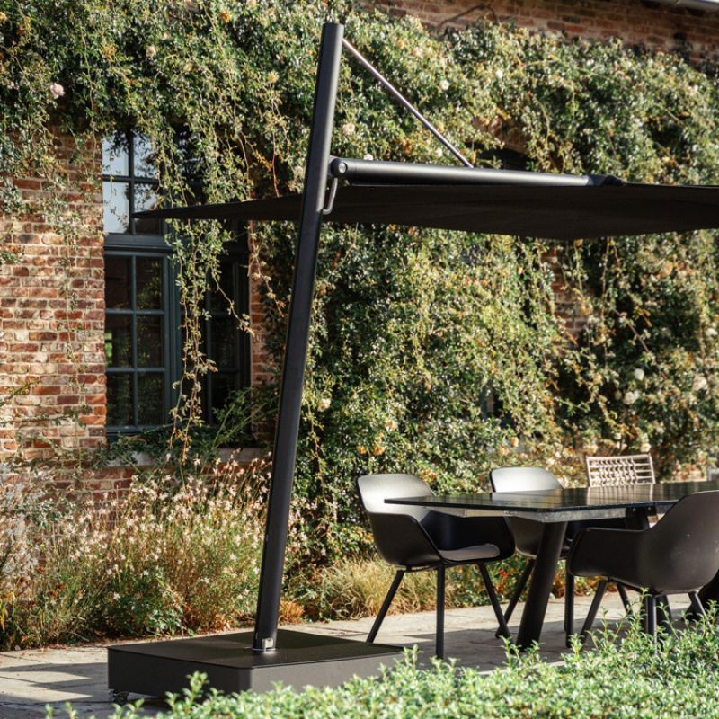 Extremis Sensu parasol - single square tilted - 387 x 300cm - Extremis