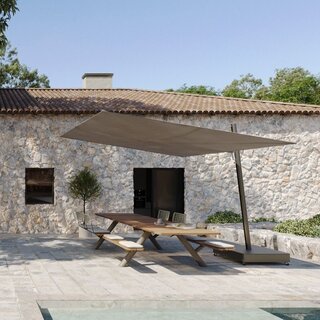 Extremis Sensu parasol - single square tilted - 387 x 300cm