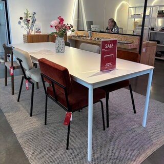 Muuto Base Table L - 250 x 90 cm - Modèle d'exposition