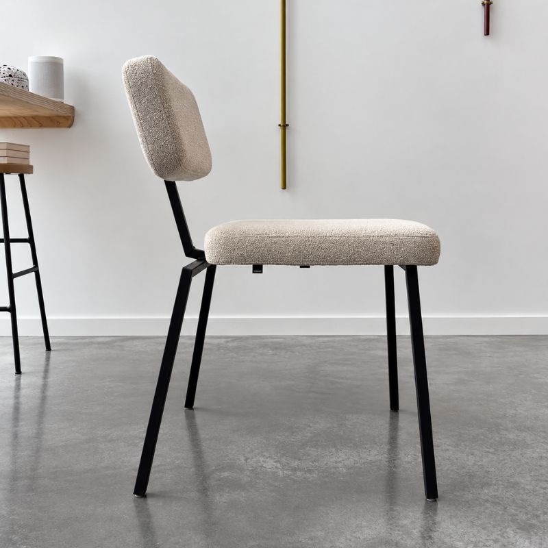 Studio Henk Ode chair zonder armleuning - stof brema sand 03 - frame zwart gepoedercoat - showroommodel - Studio Henk