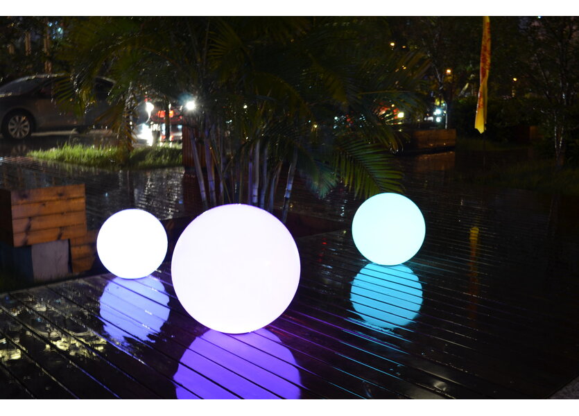 Set van 3 Lichtbollen Buiten Oplaadbaar 25 , 30 en 35 cm LED RGB incl. Afstandsbediening -Funnylights Verona
