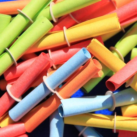 Kleurrijke rol lootjes met doorlopende nummering - per 100 stuks